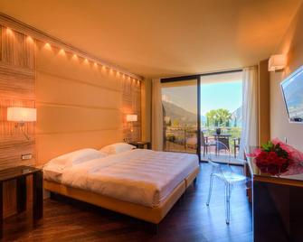 Hotel Garda - Tonellihotels - Riva del Garda - Makuuhuone