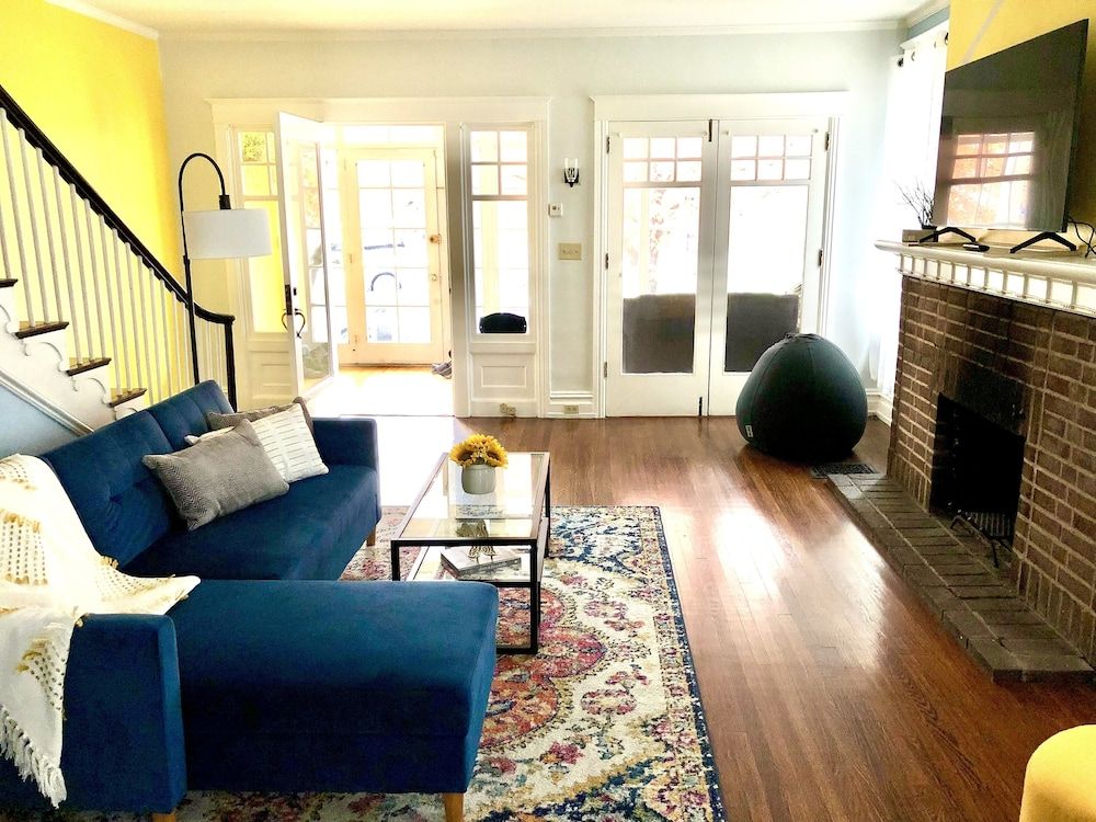 The Moravian House-Bethlehem Pa - Bethlehem - Living room