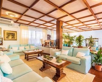 Hotel Costa Dorada - Dorgali - Living room