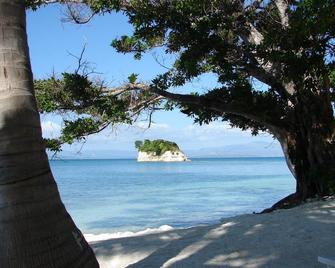Stay on the last preserved island of the Caribbean - Port-Salut - Playa