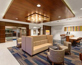 Holiday Inn Express & Suites Houston S - Medical Ctr Area - Houston - Building