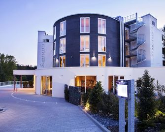 Schwitzer's Hotel am Park - Waldbronn - Building