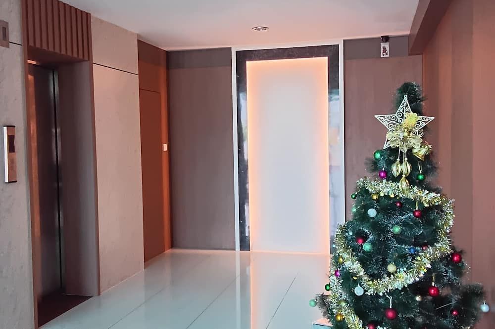 Dmerlion Hotel Batam - באטאם קוטה