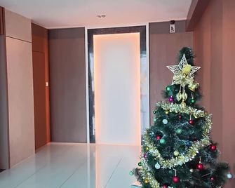 Dmerlion Hotel Batam - באטאם קוטה