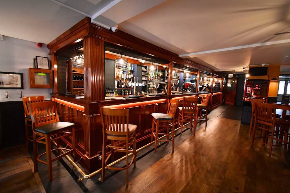 Rose and Crown Hotel - Carmarthen - Bar