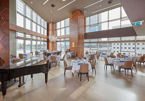 Wyndham Grand Istanbul Levent 63 1 5 6 Istanbul Hotel Deals Reviews Kayak