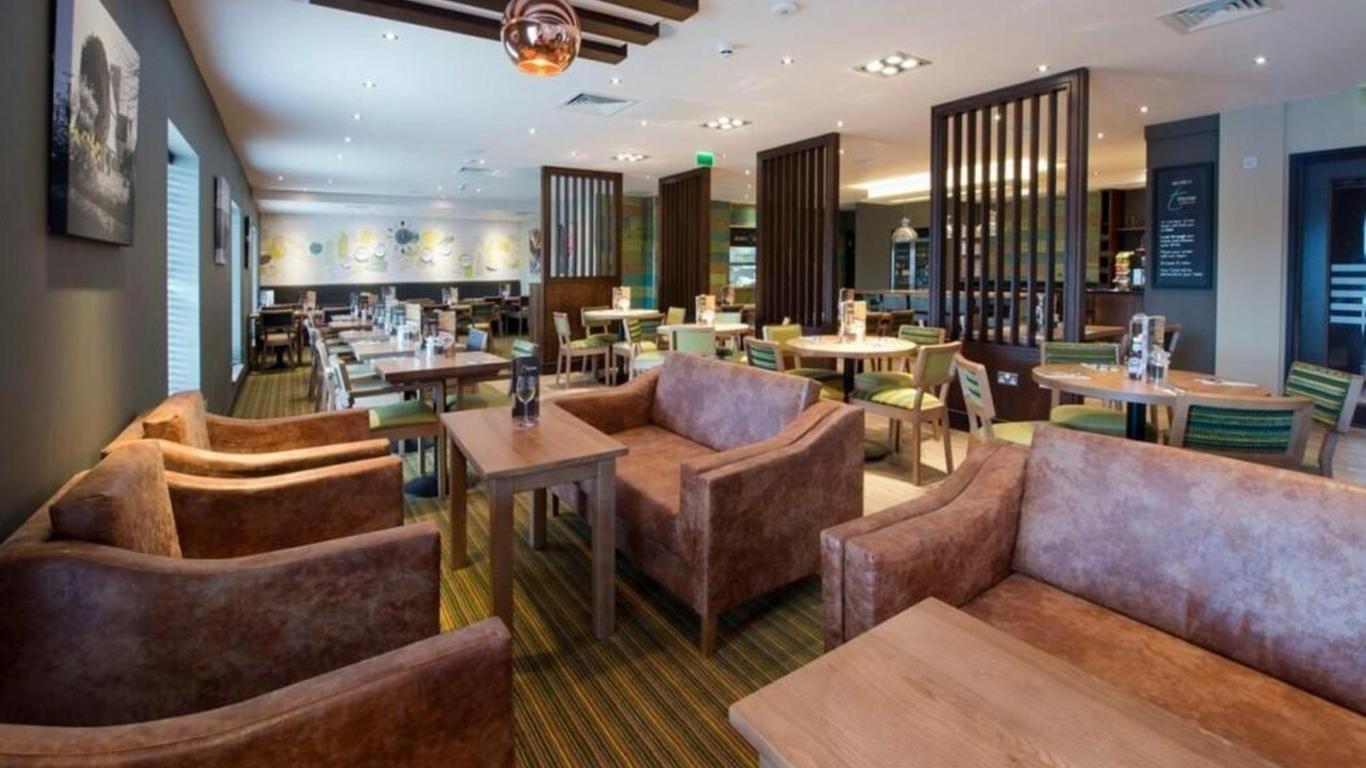 Premier Inn Portsmouth Havant South