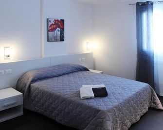 Reggionord - Regio de Calabria - Habitación