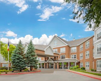Country Inn & Suites by Radisson, Des Moines W, IA - Clive - Building