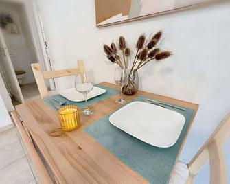 Very nice 2-room apartment - Soultz-Haut-Rhin - Salle à manger
