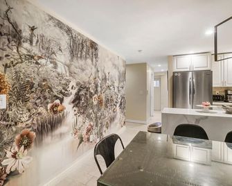 Williamsburg Brooklyn Nyc! 4 Bed 3.5 Bath Triplex Townhouse Apt W Private Garden - Brooklyn - Nhà hàng