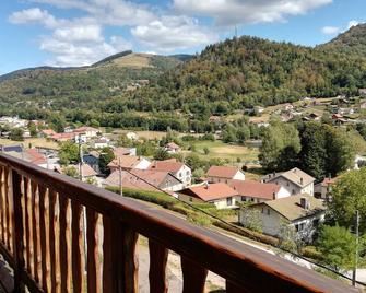 Chalet Alti'cosy - Le Ménil - Balcón