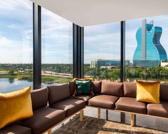 Dolce By Wyndham Hollywood - Hollywood - Living room