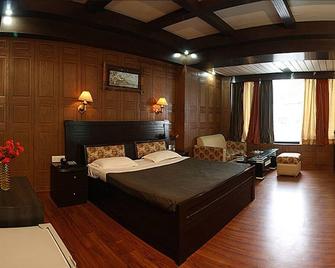 Hotel Drive inn - Dhanaulti - Bedroom