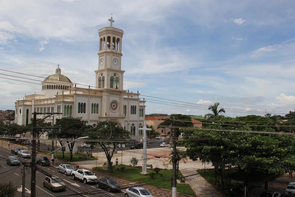 Alpha Ville Hotel - Assis