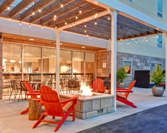 Home2 Suites by Hilton Daytona Beach Speedway - Daytona Beach - Patio
