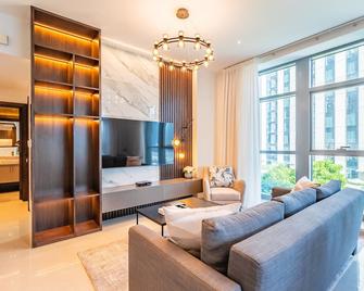 Modern Downtown Escape 1Bedroom with Upscale Comfort - Dubai - Olohuone