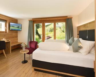 Boutique-Hotel Vincenz - Breil/Brigels - Bedroom