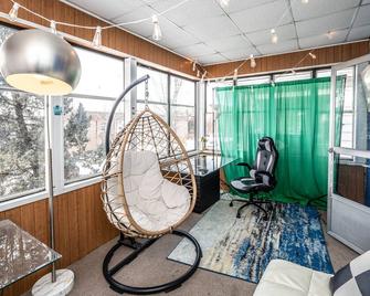 The Pleasant Mansion 6BR (Uptown/Downtown) by Lux Life - Mineápolis
