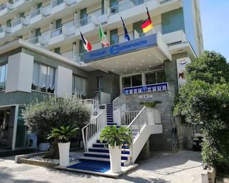 Hotel Esplanade - Cesenatico - Edificio
