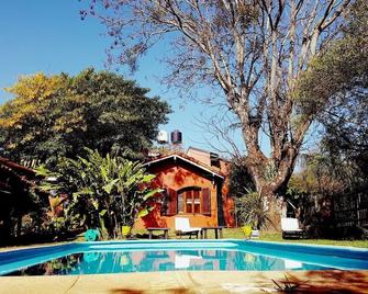 Iguazu Falls Hostel - Puerto Iguazú - Piscina