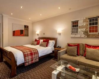 The Inn Jersey - Jersey - Quarto