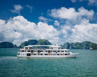 Halong Athena Cruise - Ha Long