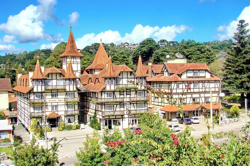 هوتل سكاي - غرامادو