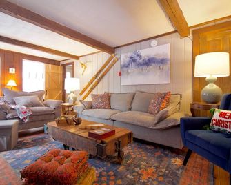 The Cardinal Lodge- A Riverside Retreat - Newfane - Sala de estar