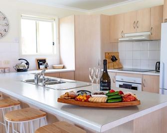Seachange @ Coobowie Holiday Home (sleeps 12 guests) - Yorketown - Kitchen