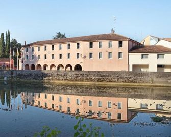 Hotel Contà - Pieve di Soligo - Gebouw