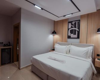 Tura Residence Sulimaniyah - Riyadh - Bedroom