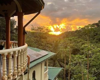 Mango Tree Villas - Coronado - Balkon