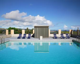 SureStay Hotel by Best Western Guam Airport South - Barrigada - Piscina