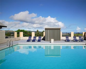SureStay by Best Western Guam Airport South - Barrigada - Pool