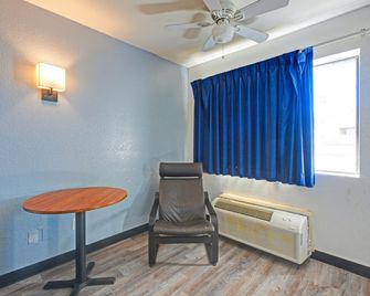 Motel 10 - Lordsburg - Slaapkamer