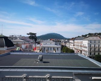 Studio indépendant centre ville Aix les bains - Aix-les-Bains - Balcon