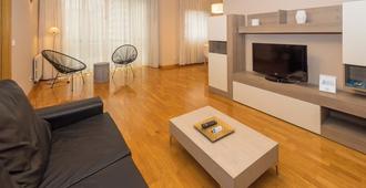 Apartamentos Gestion de Alojamientos - Pamplona - Sala de estar