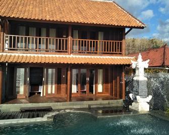 Waterside inn Nusa Penida - Nusa Penida - Edificio