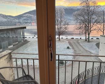 Park Hotel Vossevangen - Vossevangen - Balkon