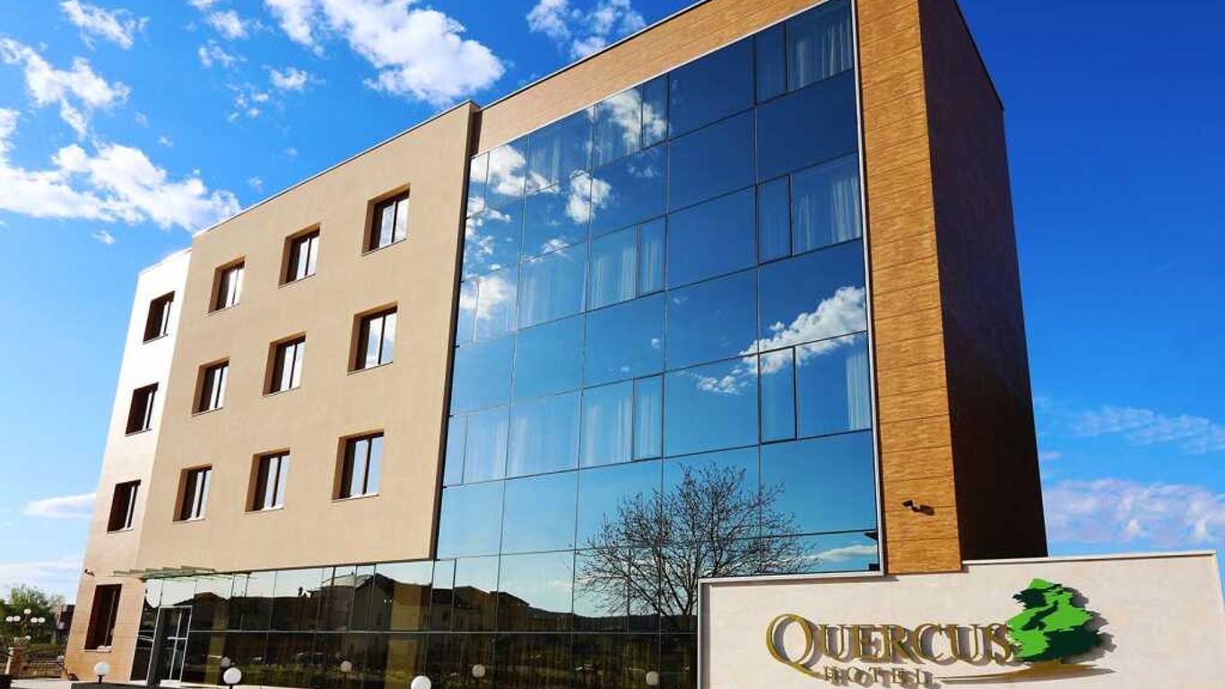 Hotel Quercus