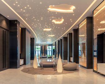 Mercure Singapore On Stevens - Singapore - Lobby