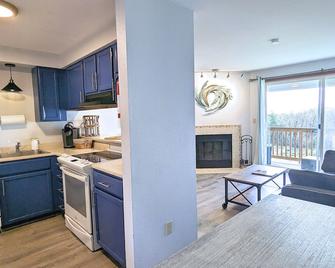 Calypso at Nautilus - Pet Friendly, Walk to beach! - Ocean Shores - Cocina
