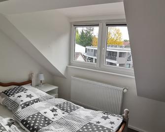 Ferienwohnung Klettham - Erding - Bedroom