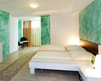 Hotel Alte Fabrik - Mettmann - Спальня