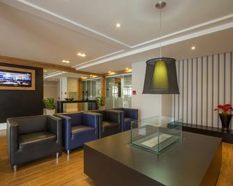 Hotel Le Canard Lages - Lages - Area lounge