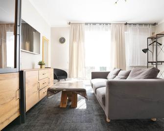 Stilvolle Apartments in Bonn I home2share - Bonn - Living room