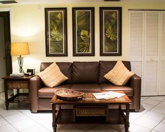 Siesta Palms By The Beach - Siesta Key - Living room
