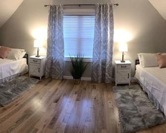 Modern Apartment w/ BBQ grill - Brewer - Chambre