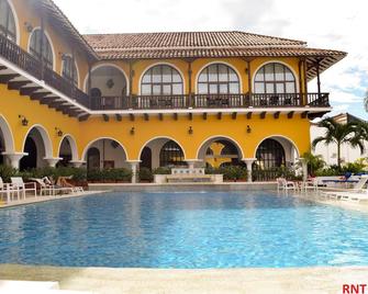 Hotel Union - Girardot - Piscina